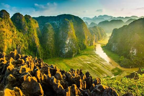 Tour Bái Đính – Tràng An – Hang Múa 1 Ngày từ Hà Nội · ảnh 2