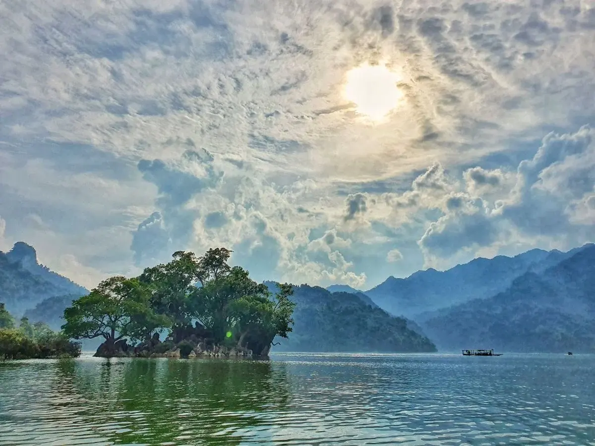 Tour Thác Bản Giốc - Pác Bó - Hồ Ba Bể · ảnh 6